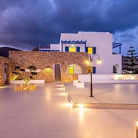 Margarenia 2* Perissa (Santorini)